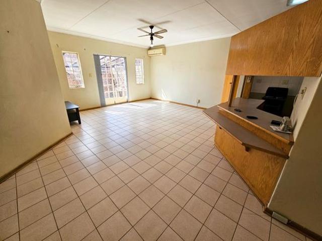 3 Bedroom Townhouse in Uitsig