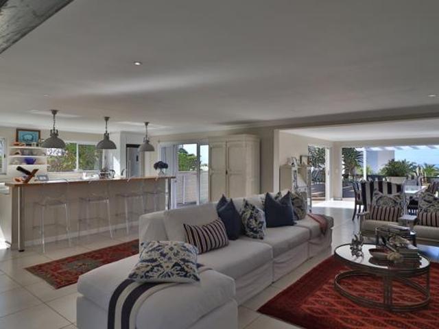 3 Bedroom Townhouse in Umhlanga Rocks