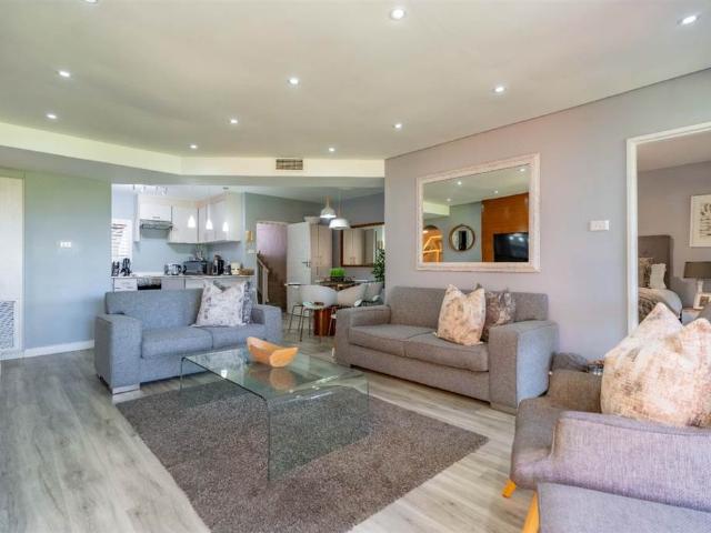 3 Bedroom Townhouse in Umhlanga Rocks