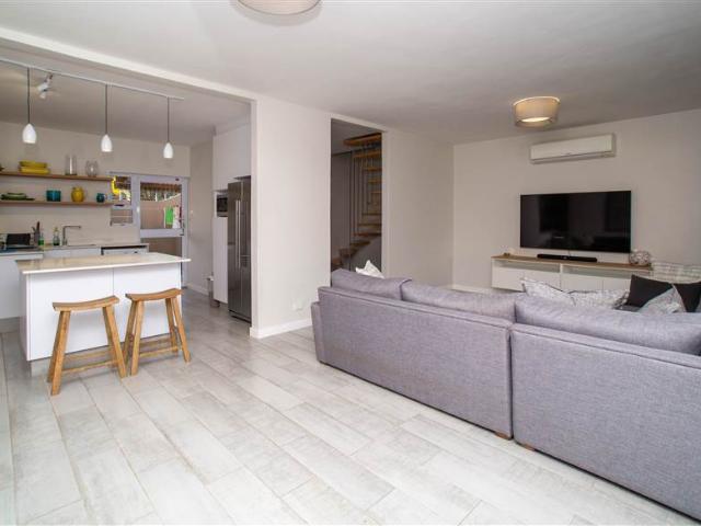 3 Bedroom Townhouse in Umhlanga Rocks
