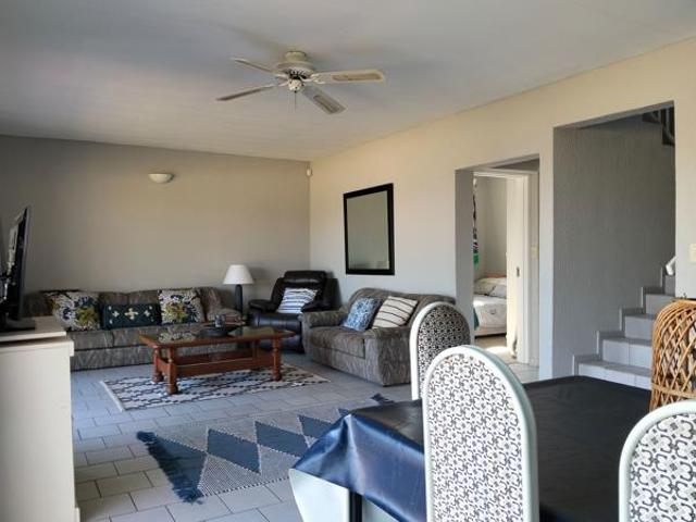 3 Bedroom Townhouse in Vaal Marina