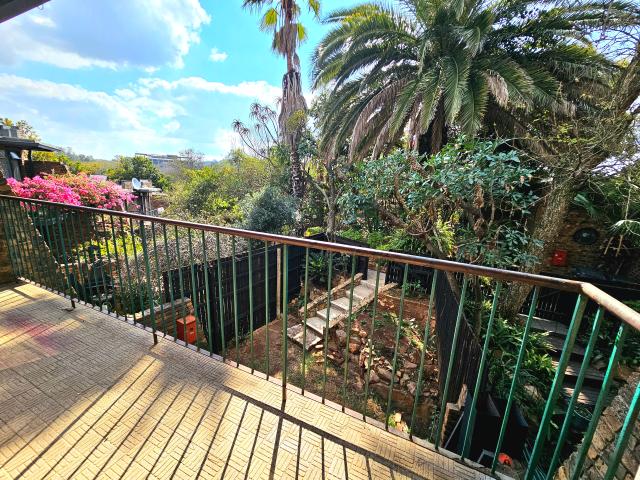 3 Bedroom Townhouse in Val de Grace