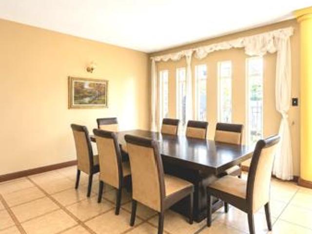 3 Bedroom Townhouse in Vanderbijlpark CE1