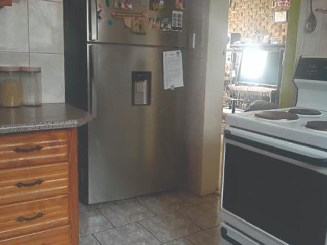 3 Bedroom Townhouse in Vanderbijlpark CE1