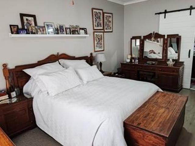 3 Bedroom Townhouse in Vanderbijlpark SW5