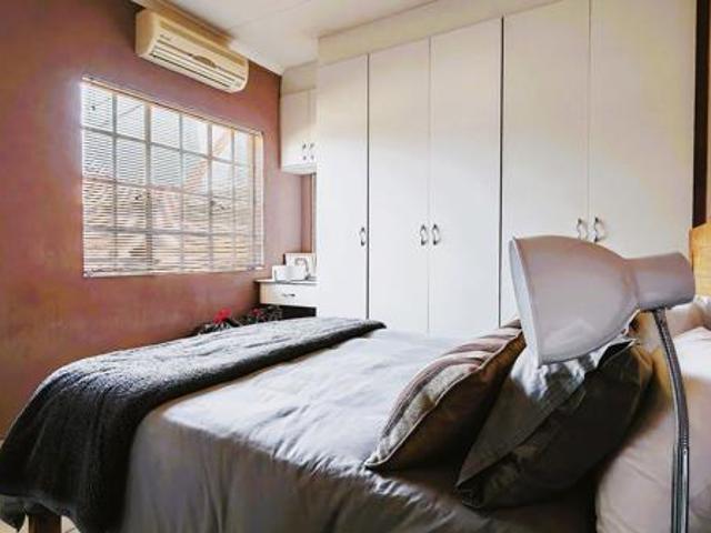 3 Bedroom Townhouse in Vanderbijlpark SW5