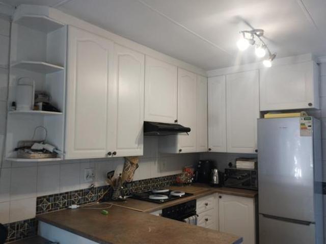 3 Bedroom Townhouse in Vanderbijlpark SE3