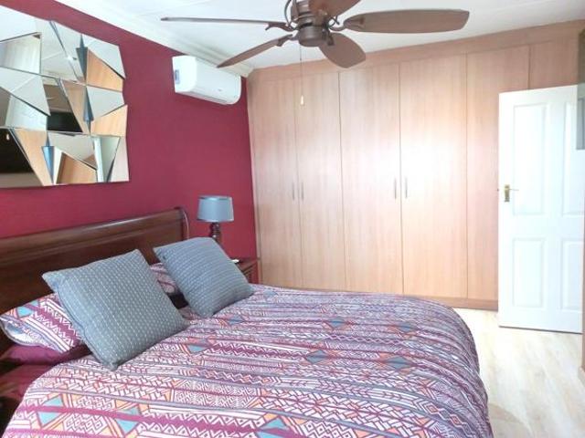 3 Bedroom Townhouse in Vanderbijlpark SE8