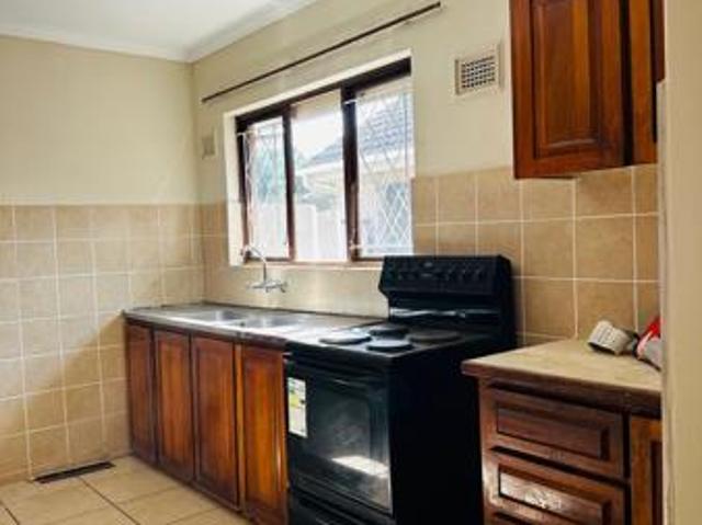 3 Bedroom Townhouse in Veld En Vlei
