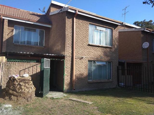 3 Bedroom Townhouse in Vereeniging
