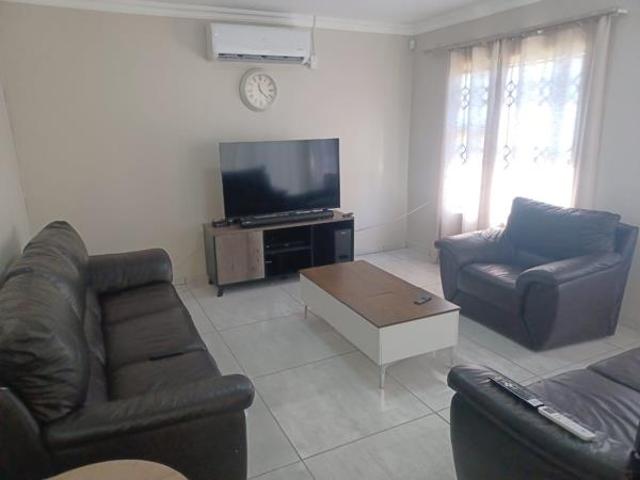 3 Bedroom Townhouse in Verwoerdpark
