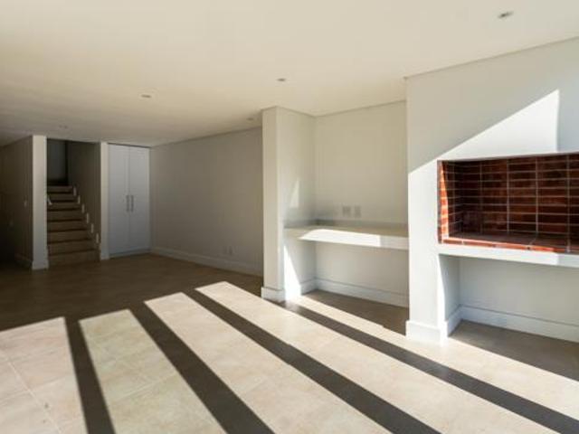 3 Bedroom Townhouse in Volaire Estate