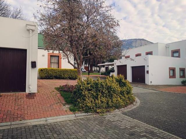3 Bedroom Townhouse in Vrykyk