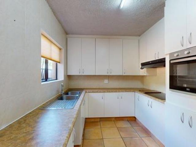 3 Bedroom Townhouse in Walmer