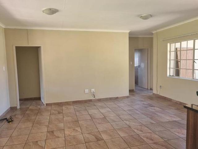 3 Bedroom Townhouse in Waterkloof