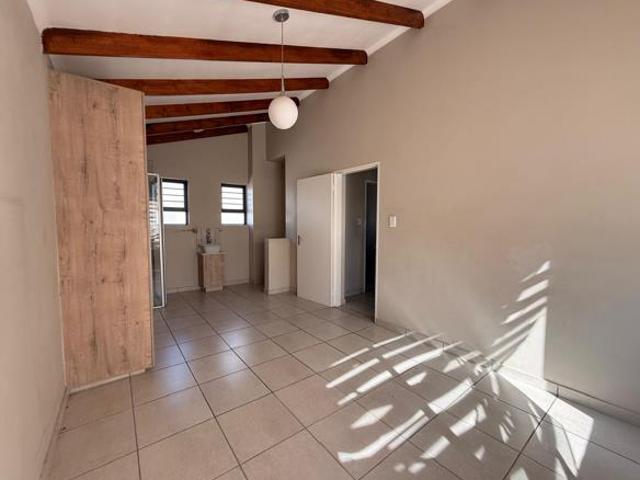 3 Bedroom Townhouse in Waterkloof AH