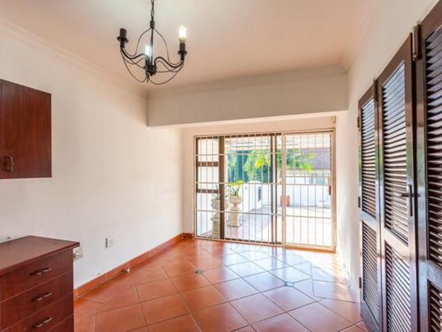 3 Bedroom Townhouse in Waterkloof Heights
