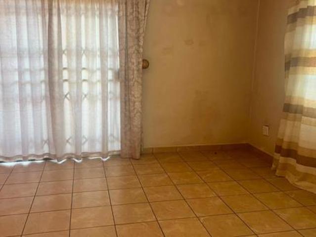 3 Bedroom Townhouse in Waterval East