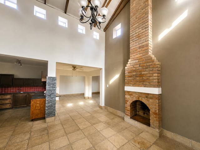 3 Bedroom Townhouse in Waterval East