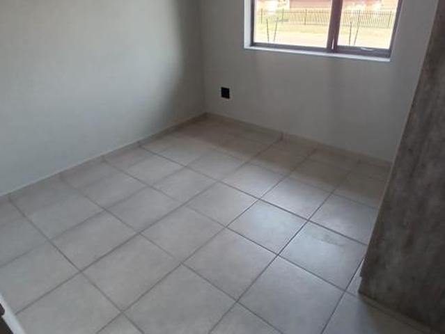 3 Bedroom Townhouse in Waterval East
