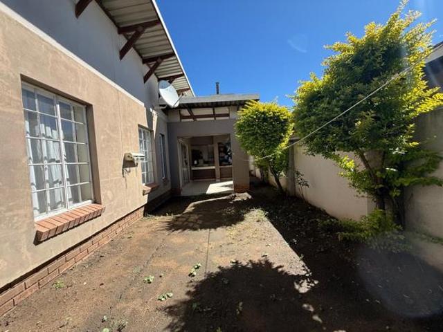 3 Bedroom Townhouse in Waterval East