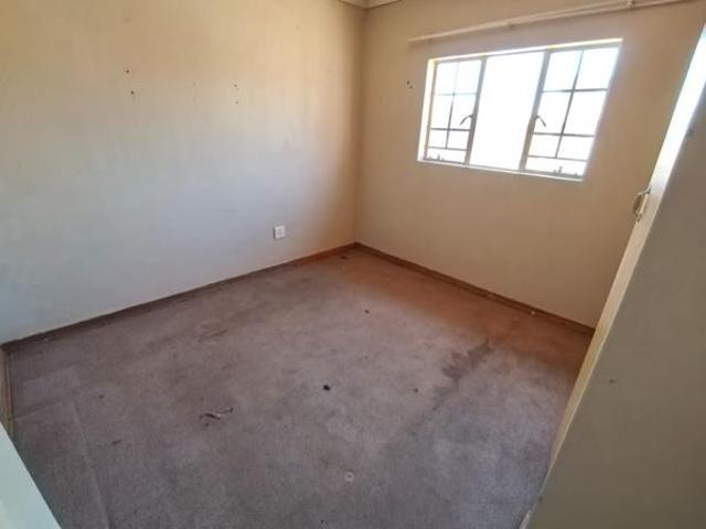 3 Bedroom Townhouse in Waterval East