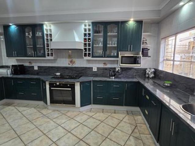 3 Bedroom Townhouse in Waverley