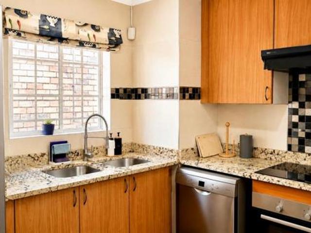 3 Bedroom Townhouse in Weltevreden Park