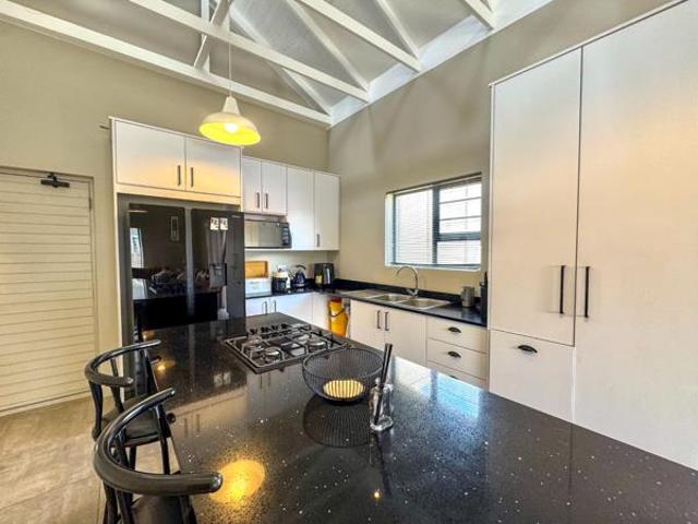 3 Bedroom Townhouse in Westbrook