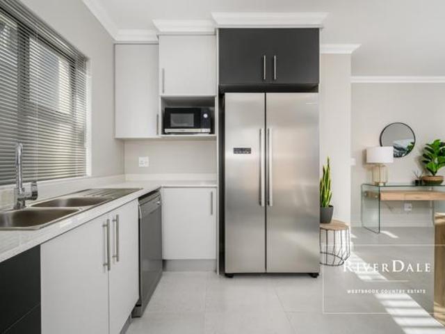 3 Bedroom Townhouse in Westbrook