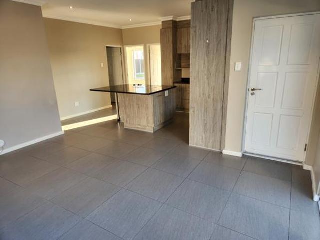 3 Bedroom Townhouse in Westbrook