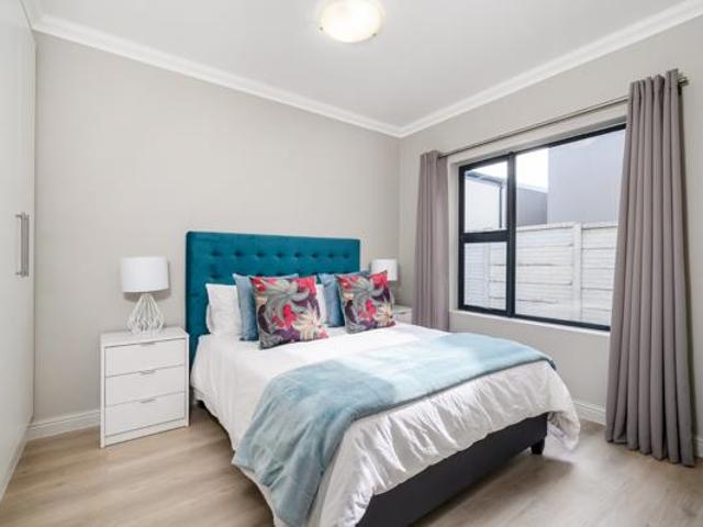 3 Bedroom Townhouse in Westbrook