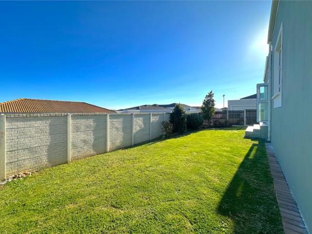 3 Bedroom Townhouse in Westbrook