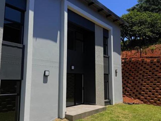 3 Bedroom Townhouse in Westbrook