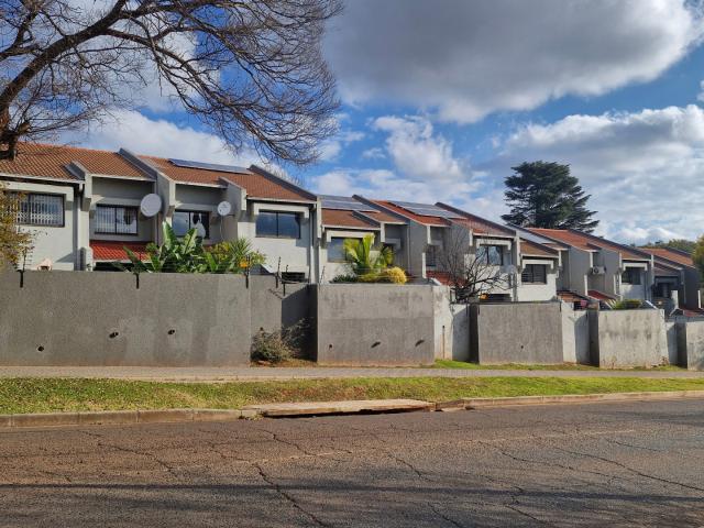 3 Bedroom Townhouse in Westdene