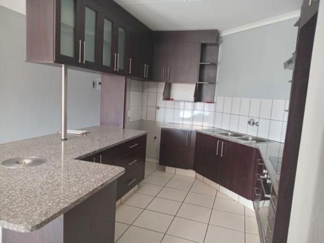 3 Bedroom Townhouse in White River Central