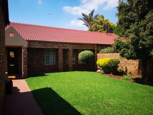 3 Bedroom Townhouse in Wierda Park