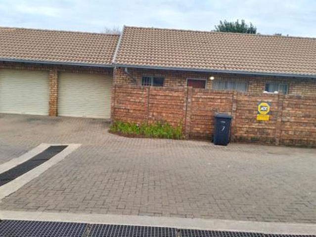 3 Bedroom Townhouse in Wierda Park