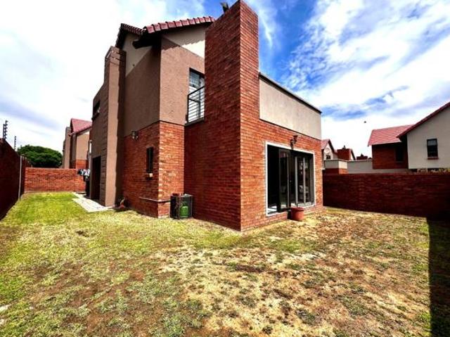 3 Bedroom Townhouse in Wild Olive Estate