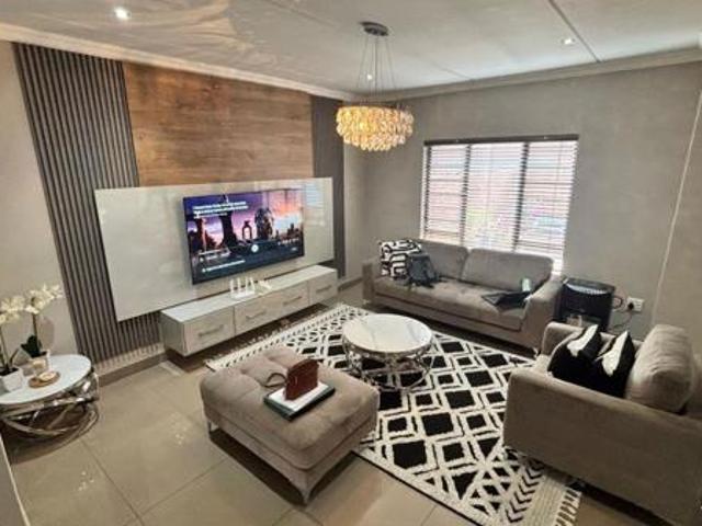 3 Bedroom Townhouse in Wild Olive Estate