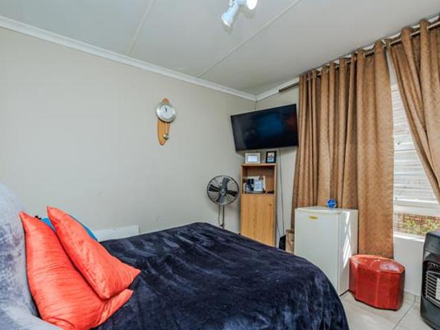 3 Bedroom Townhouse in Wilgeheuwel