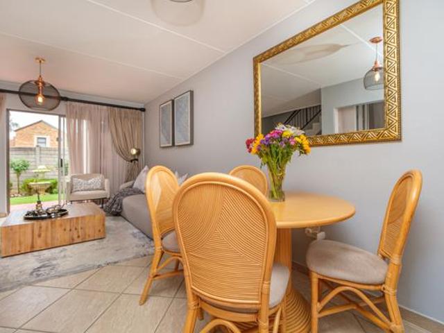 3 Bedroom Townhouse in Wilgeheuwel