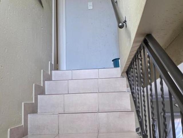 3 Bedroom Townhouse in Wilgeheuwel
