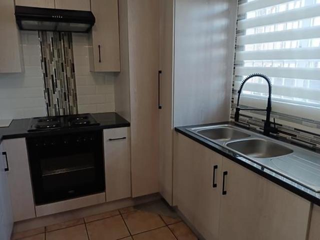 3 Bedroom Townhouse in Wilgeheuwel