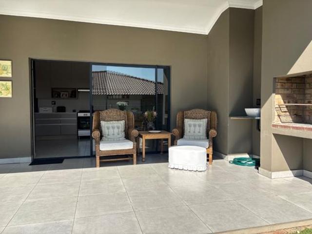 3 Bedroom Townhouse in Wilgeheuwel