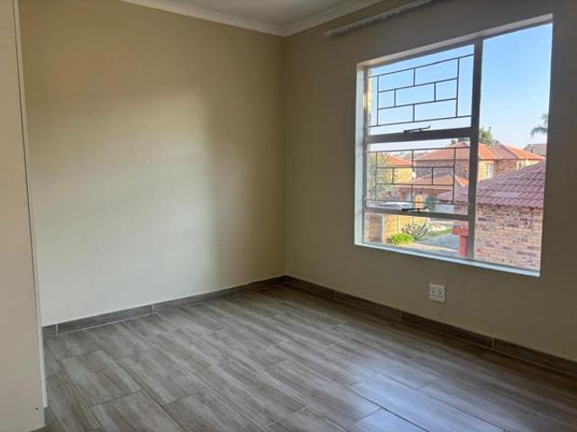 3 Bedroom Townhouse in Wilgeheuwel