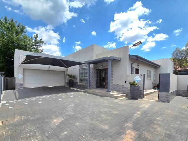 3 Bedroom Townhouse in Wilkoppies