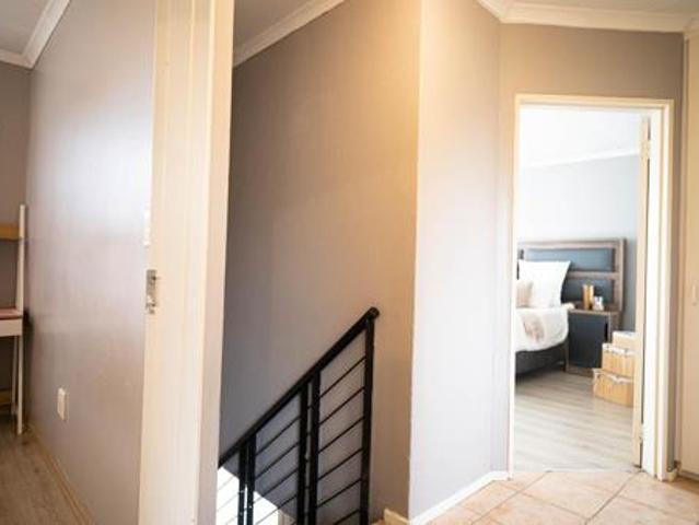 3 Bedroom Townhouse in Willowbrook