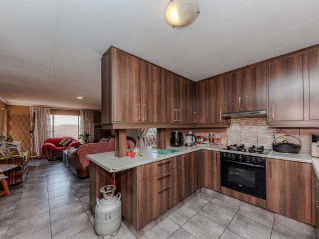 3 Bedroom Townhouse in Wilro Park