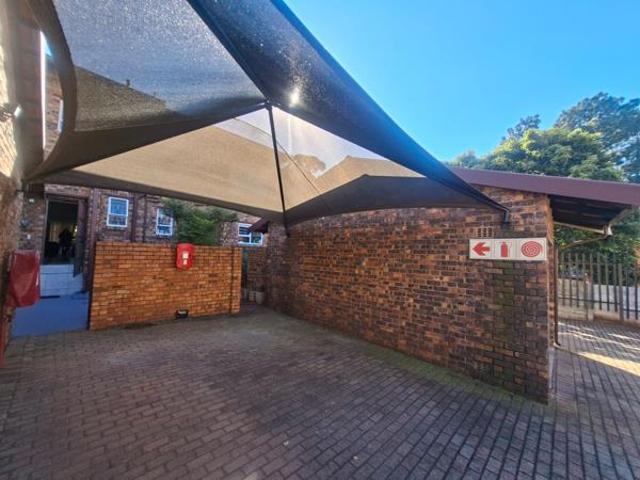 3 Bedroom Townhouse in Wilro Park